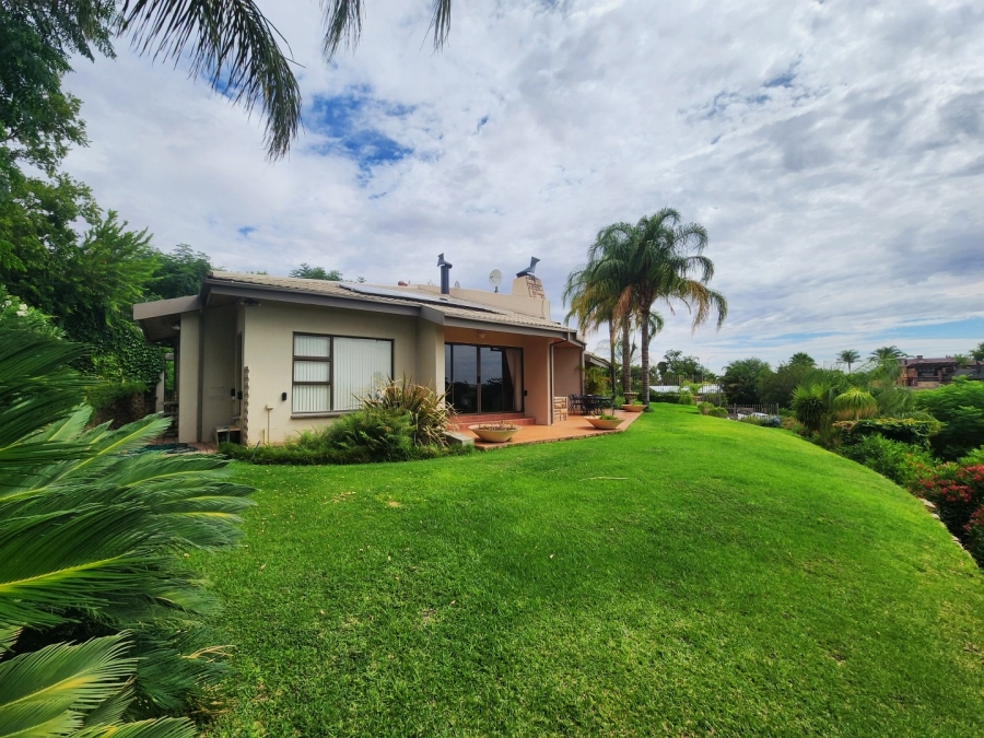 4 Bedroom Property for Sale in Keidebees Northern Cape